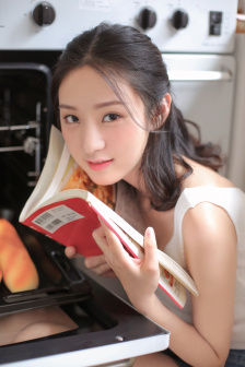 漂亮的保姆3集电影免费观看中文